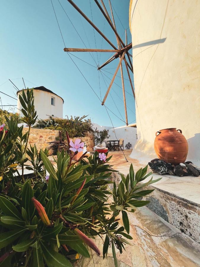 The Windmill Serifos Esterno foto
